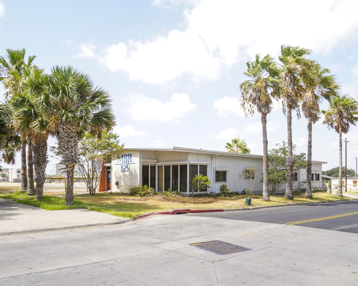 1525 Shoreline Blvd, Corpus Christi, TX for Rent