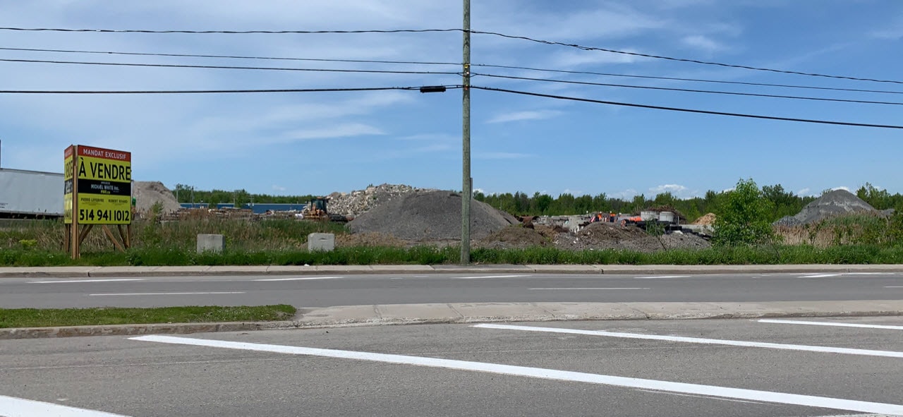 Boul Dagenais O, Laval, QC for Rent