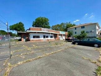 1005 E Elizabeth Ave  