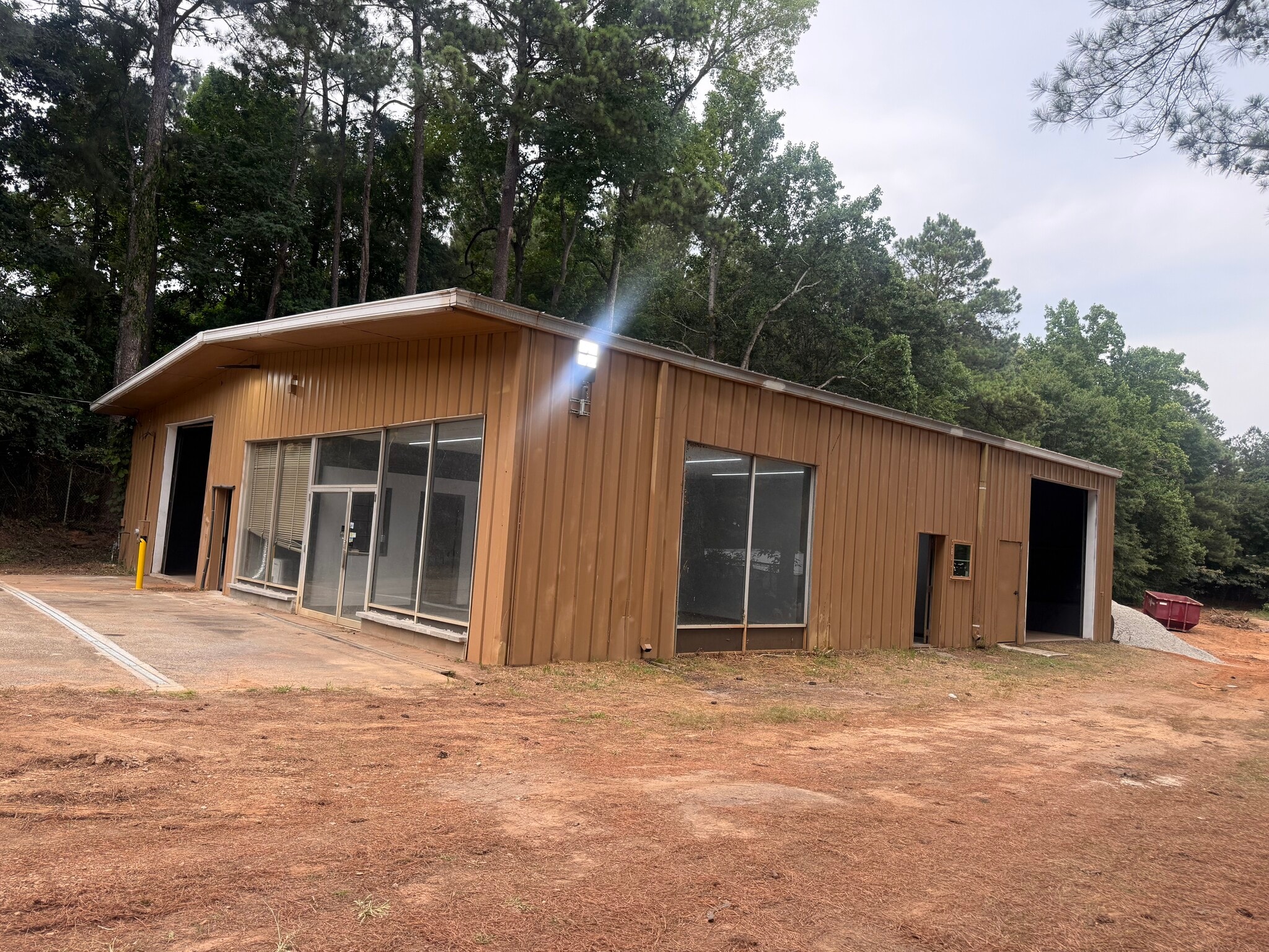 1350 Commerce Dr, Stockbridge, GA for Rent