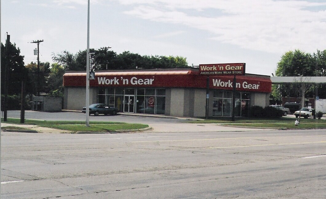 19363 Eureka Rd, Southgate, MI for Sale