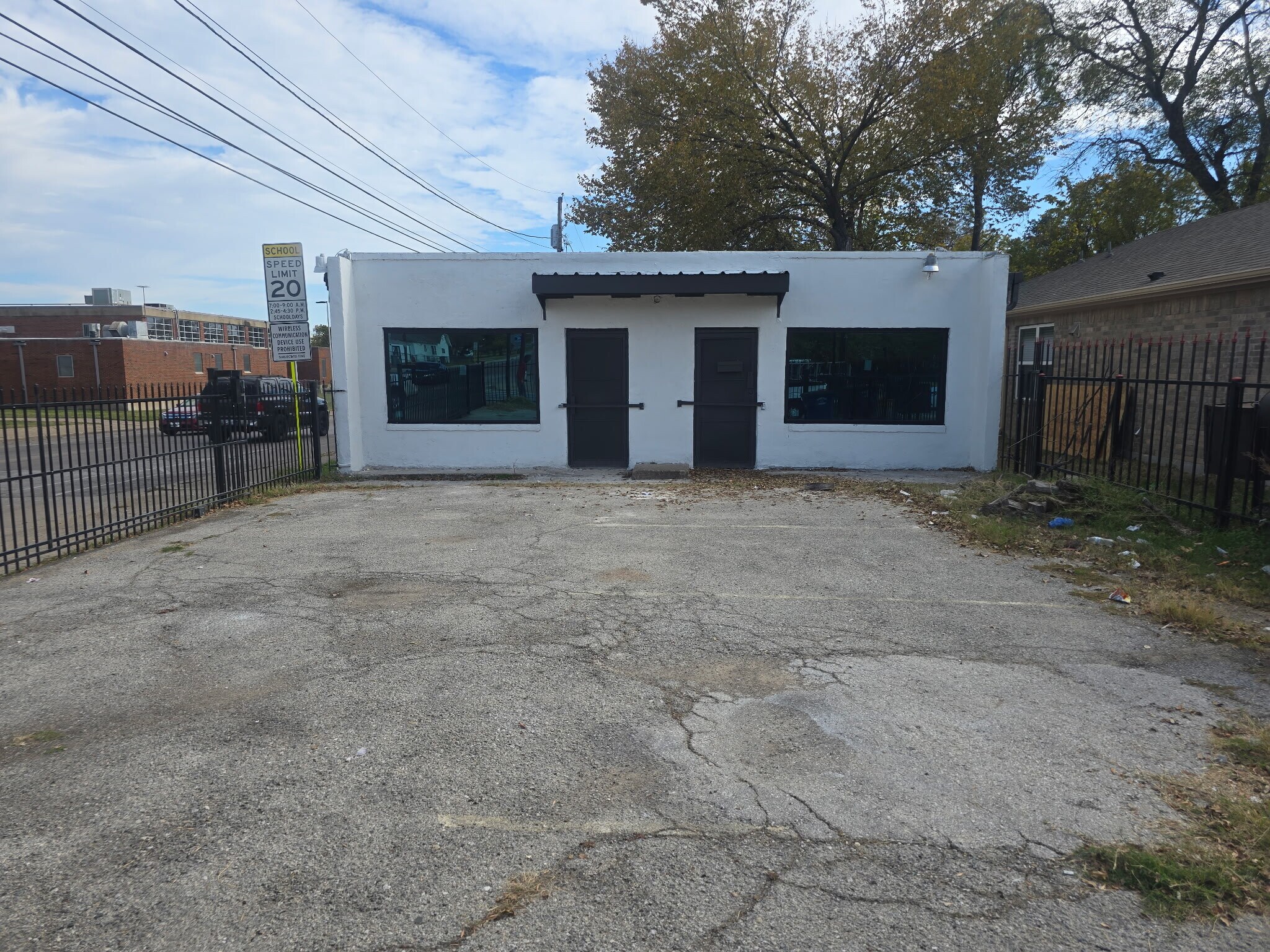4126 Metropolitan Ave, Dallas, TX for Sale