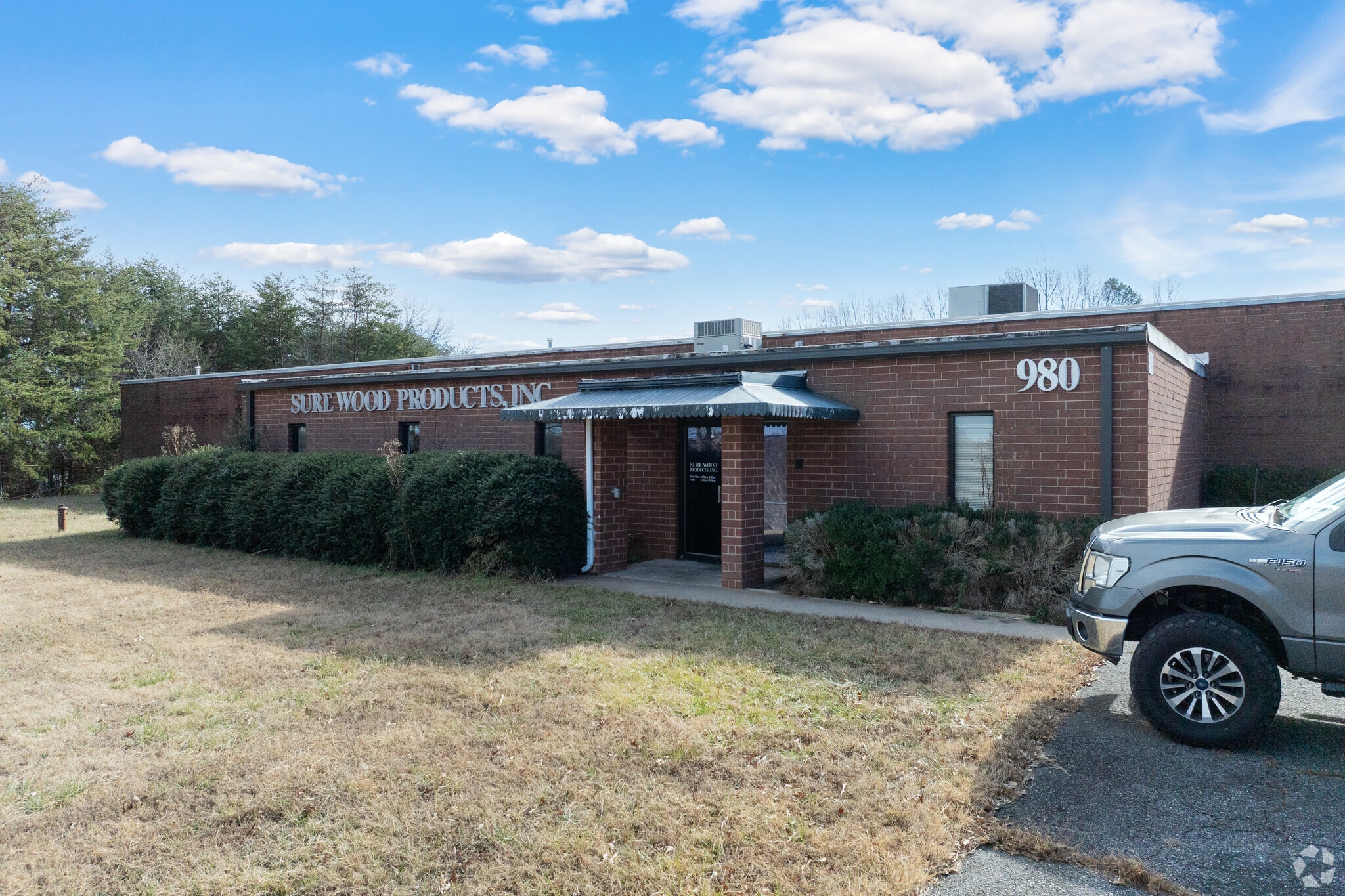 980 3rd Ave SE, Hickory, NC for Sale