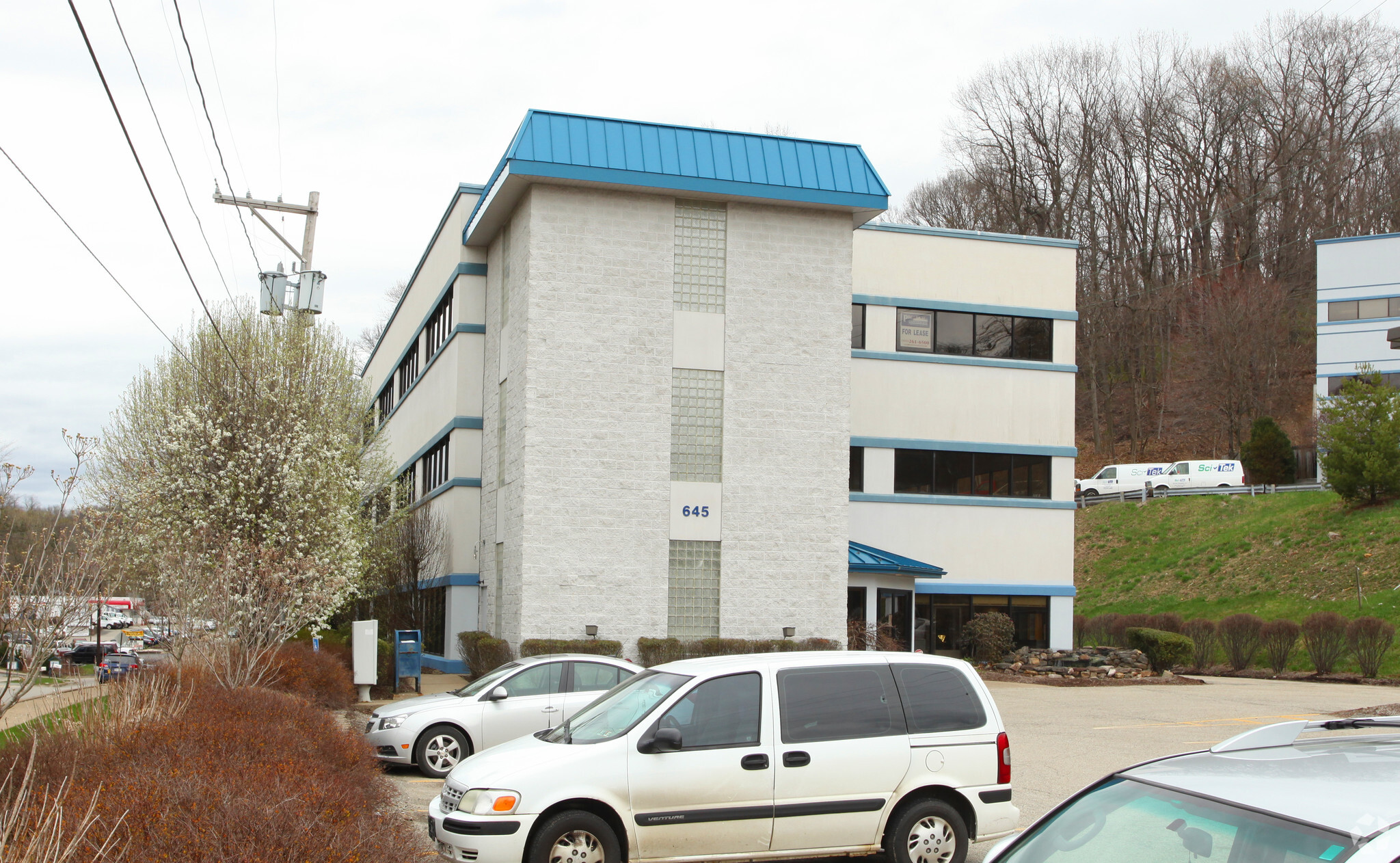 645 Rodi Rd, Pittsburgh, PA for Rent