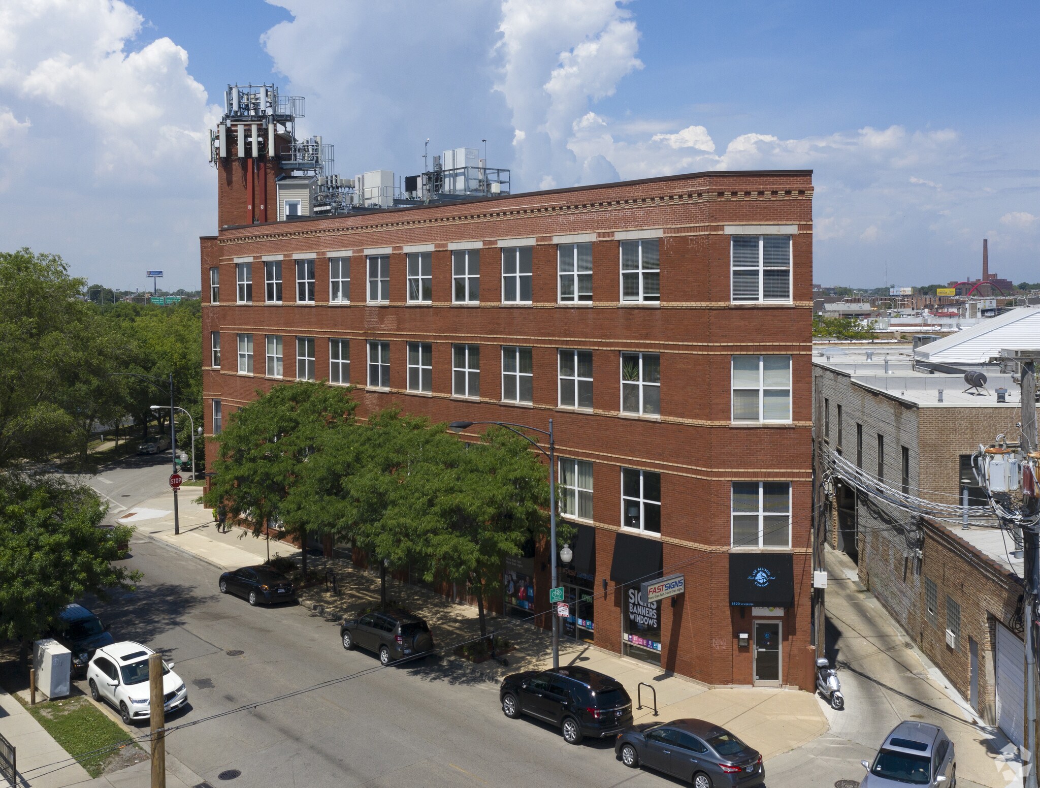 1820 W Webster Ave, Chicago, IL for Rent