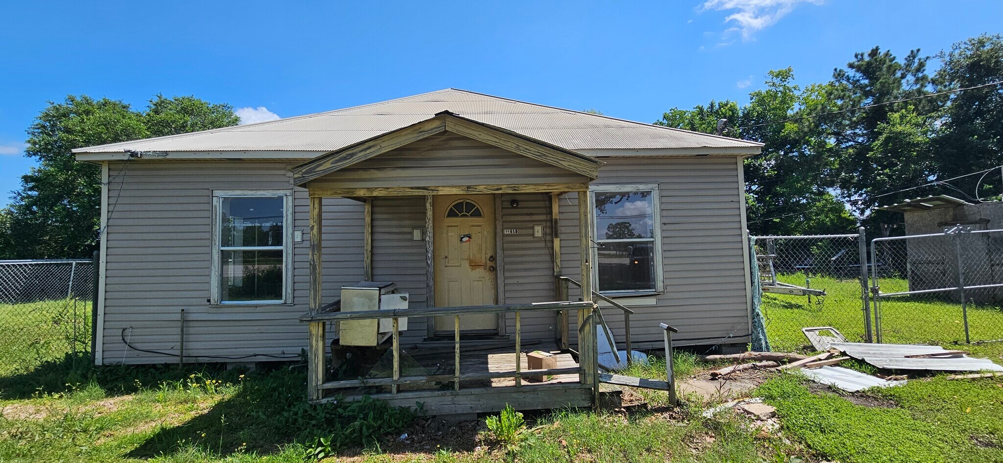 19618 E Highway 6, Alvin, TX for Sale
