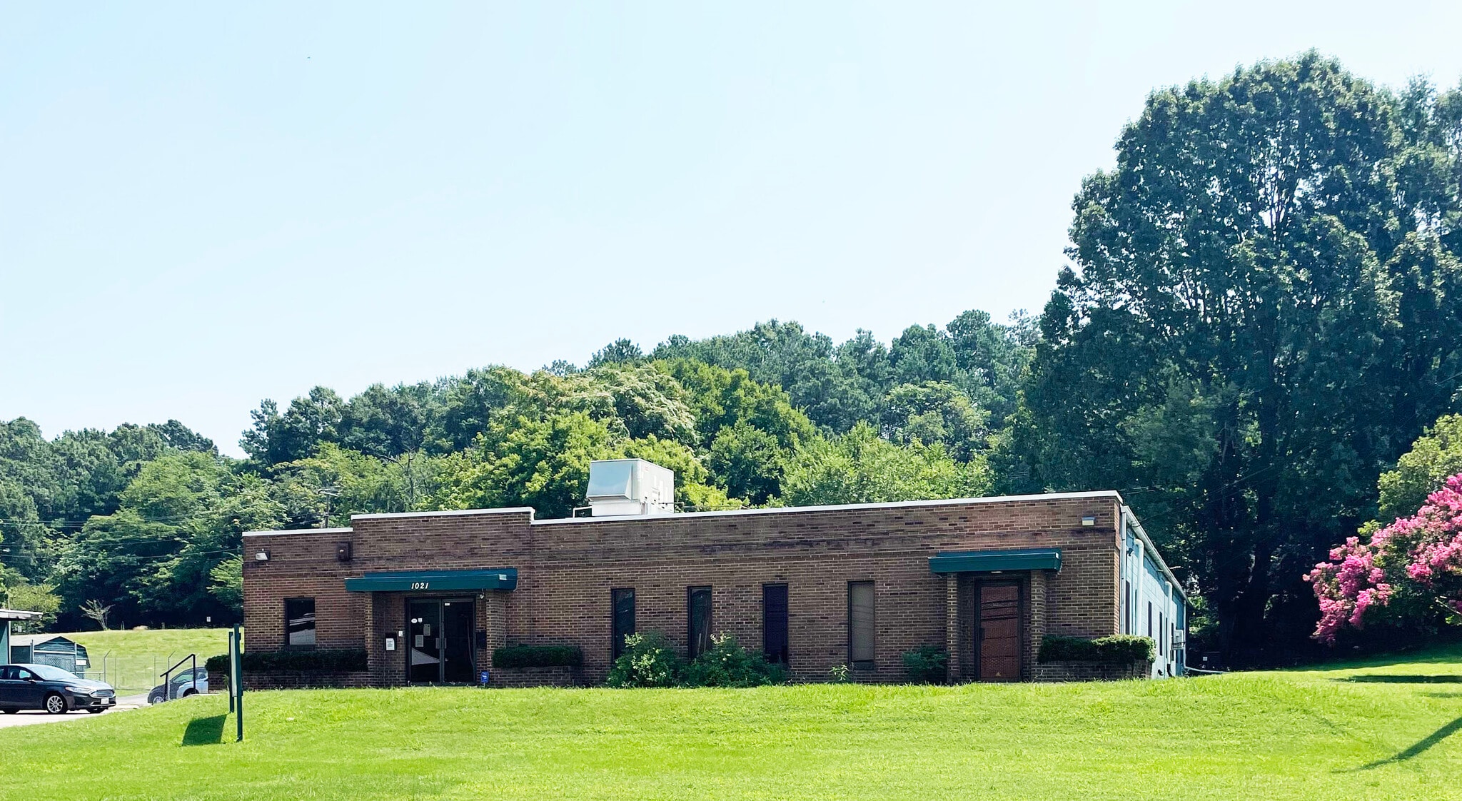 1021 Oliver Hill Way, Richmond, VA for Rent