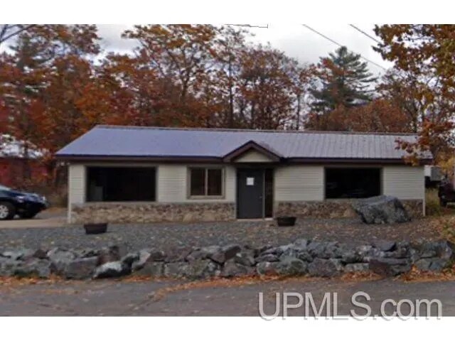 7 Brebner Rd E, Negaunee, MI for Sale