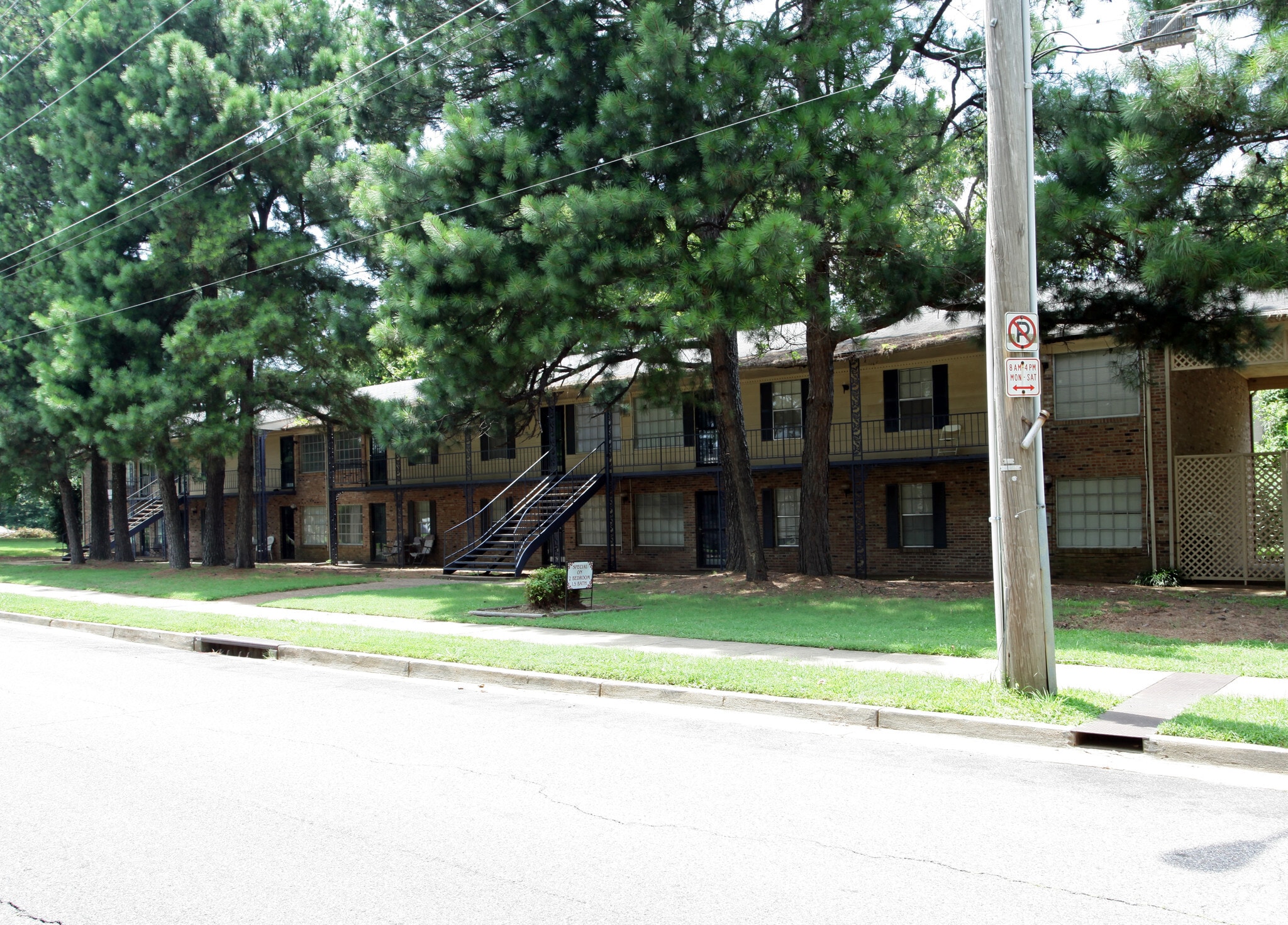 2783 Beverly Hills Rd, Memphis, TN for Sale