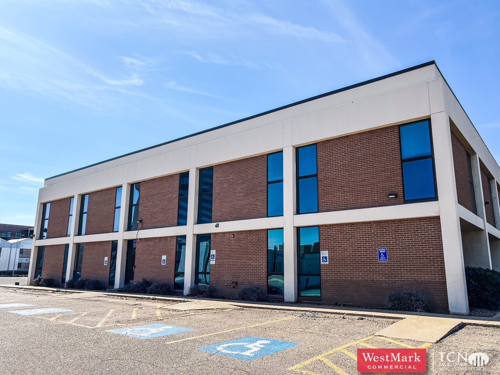 1611 10th St, Lubbock, TX for Rent
