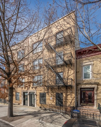 Long Island City, NY Apartments - 31-64 41st St