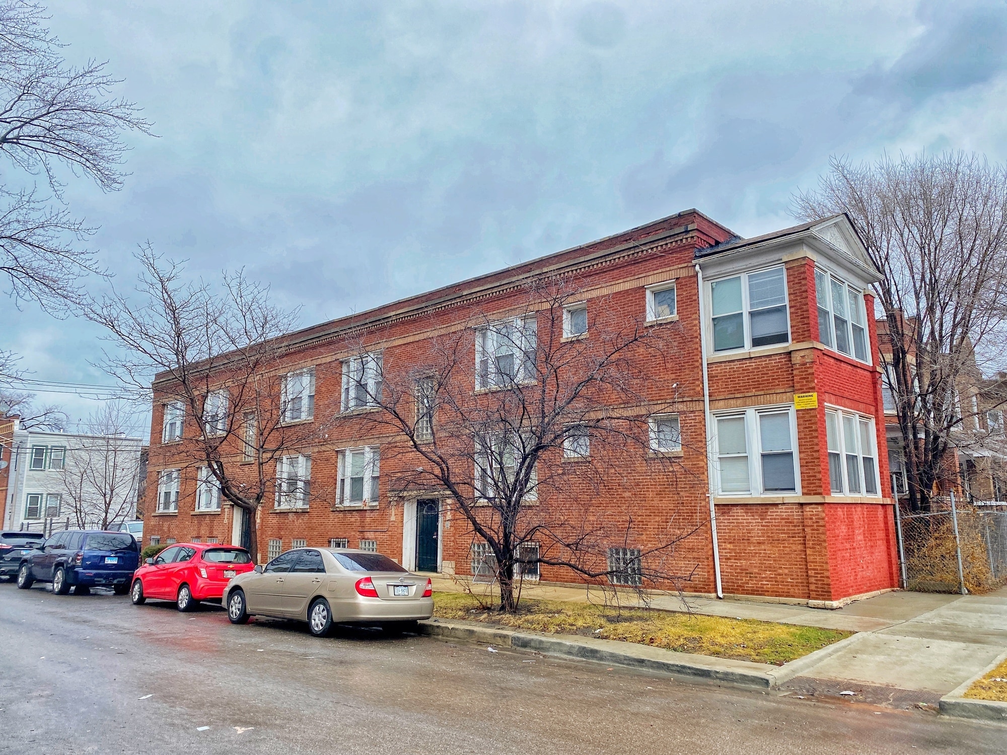 1305 N Kildare Ave Chicago, IL 60651 MultiFamily Property for Lease