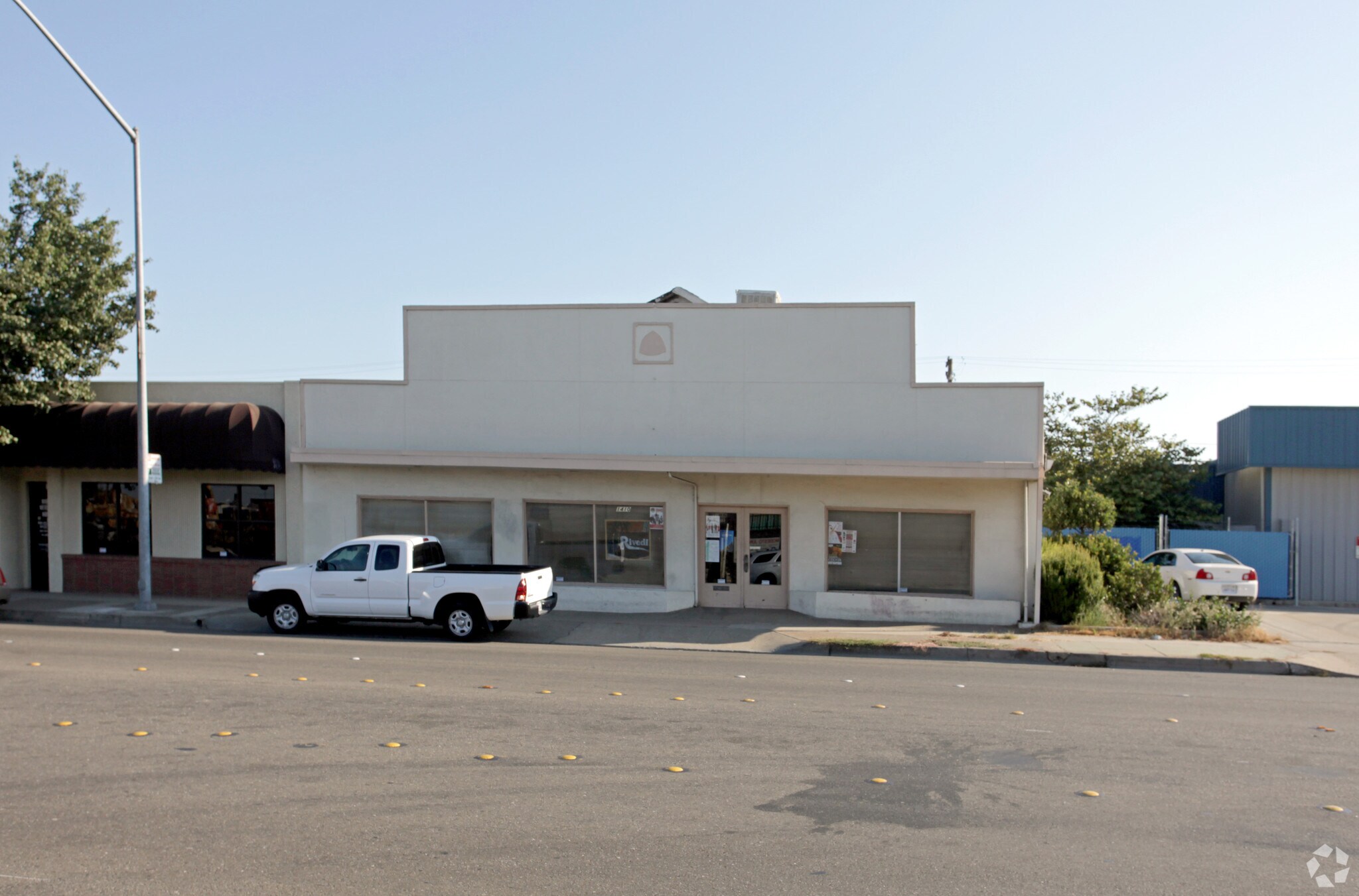 1410 9th St, Modesto, CA for Sale