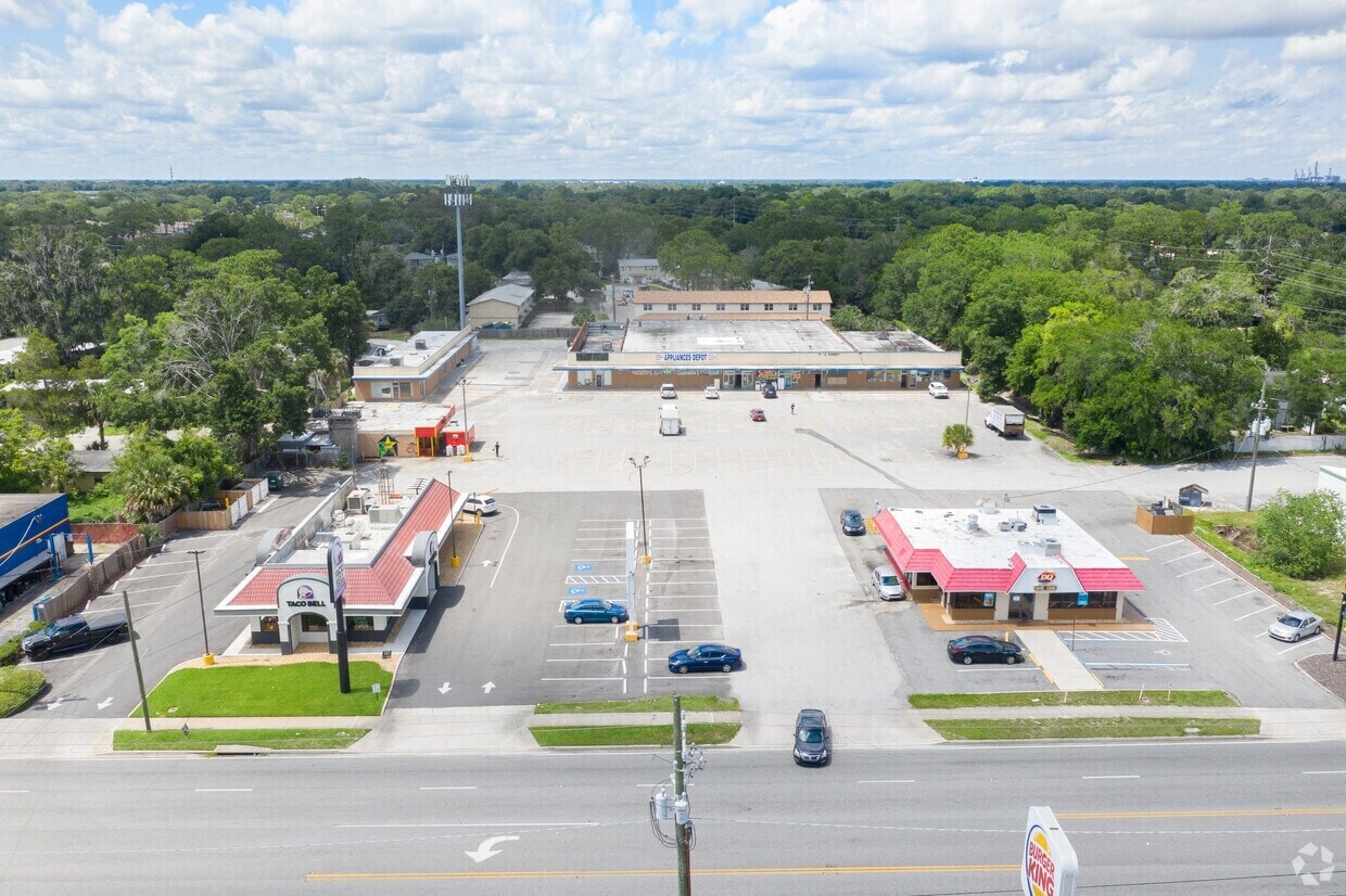 5907 Merrill Rd, Jacksonville, FL for Sale