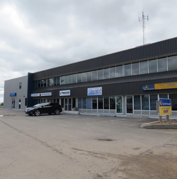 5303 50 Ave, Lloydminster, SK for Rent