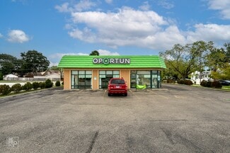 Waukegan, IL Freestanding - 2000 W Grand Ave