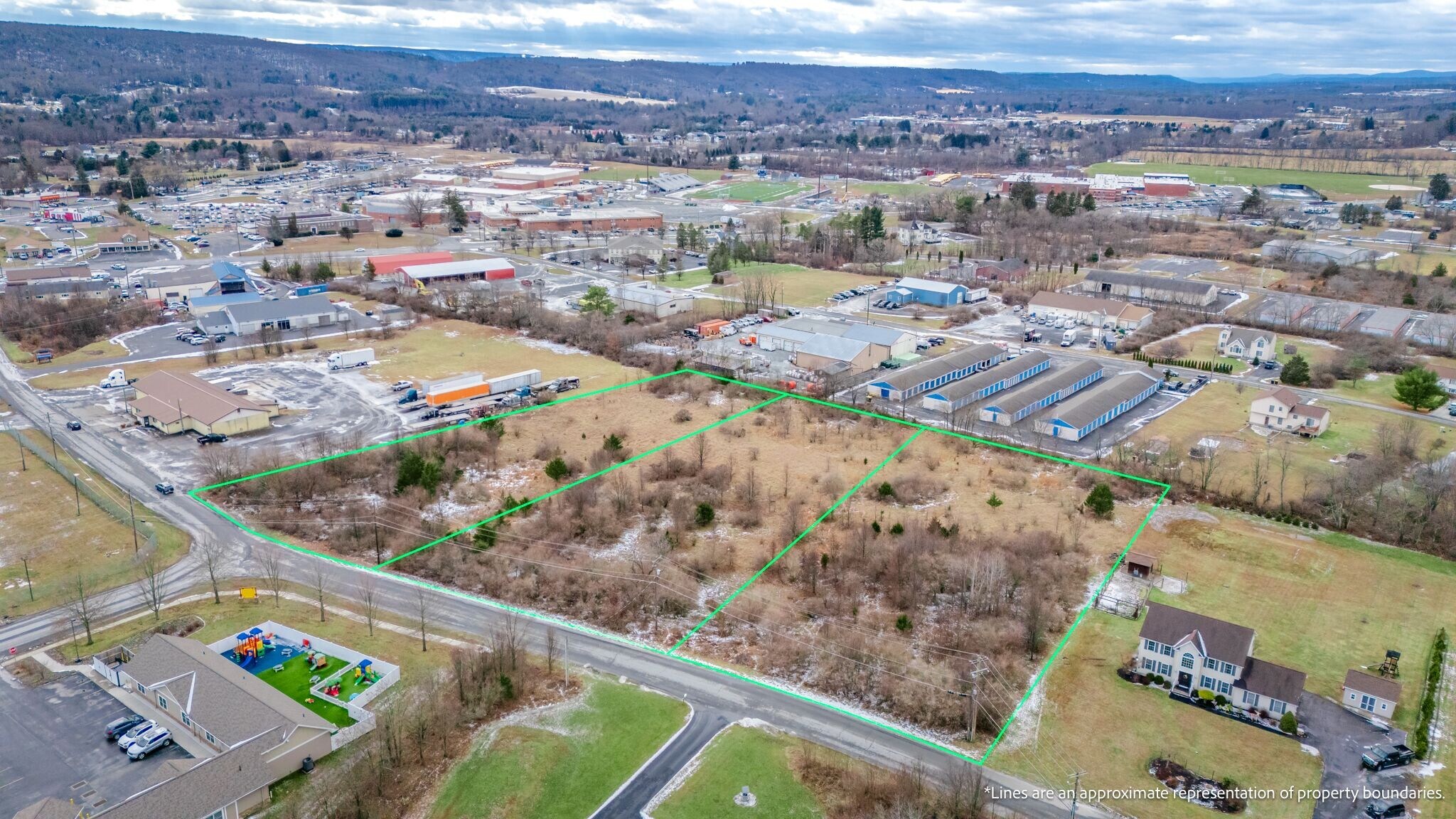 8 Marian Ln, Brodheadsville, PA for Rent