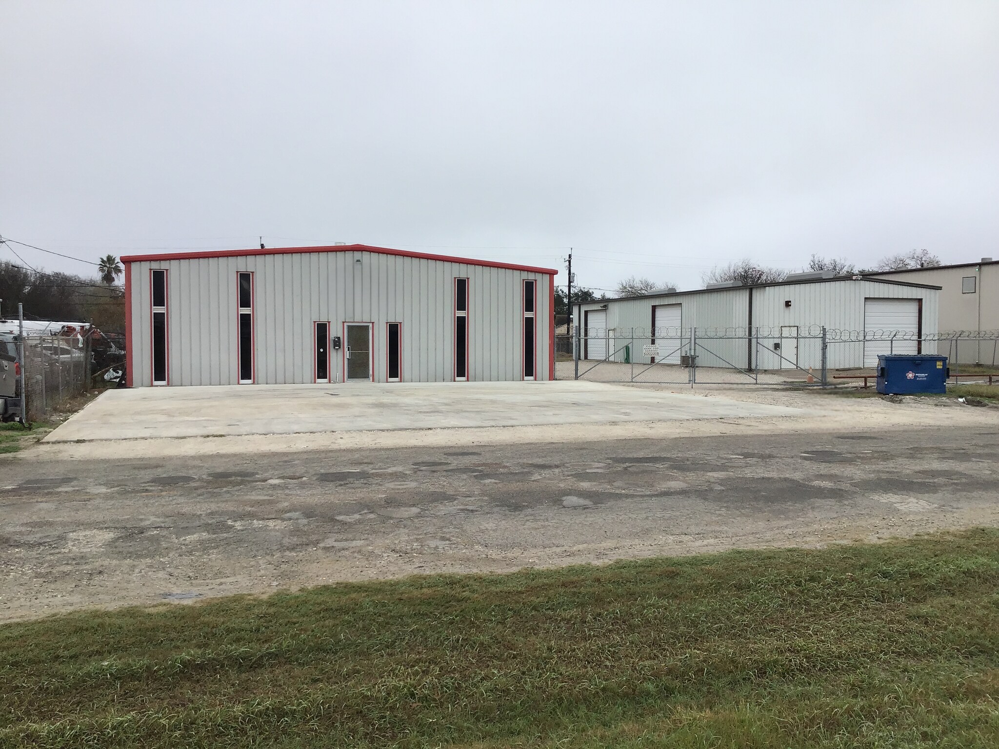 4222 Russell Dr Corpus Christi, TX 78408 Industrial Property for