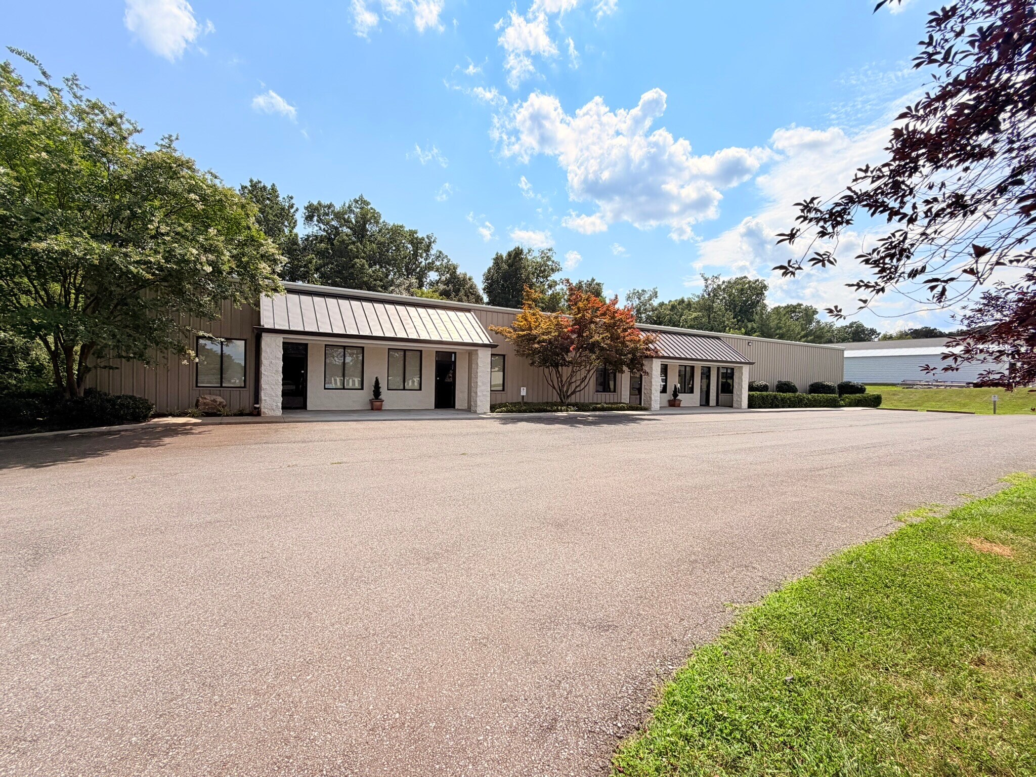 12719 E Lynchburg Salem Tpke, Forest, VA for Rent