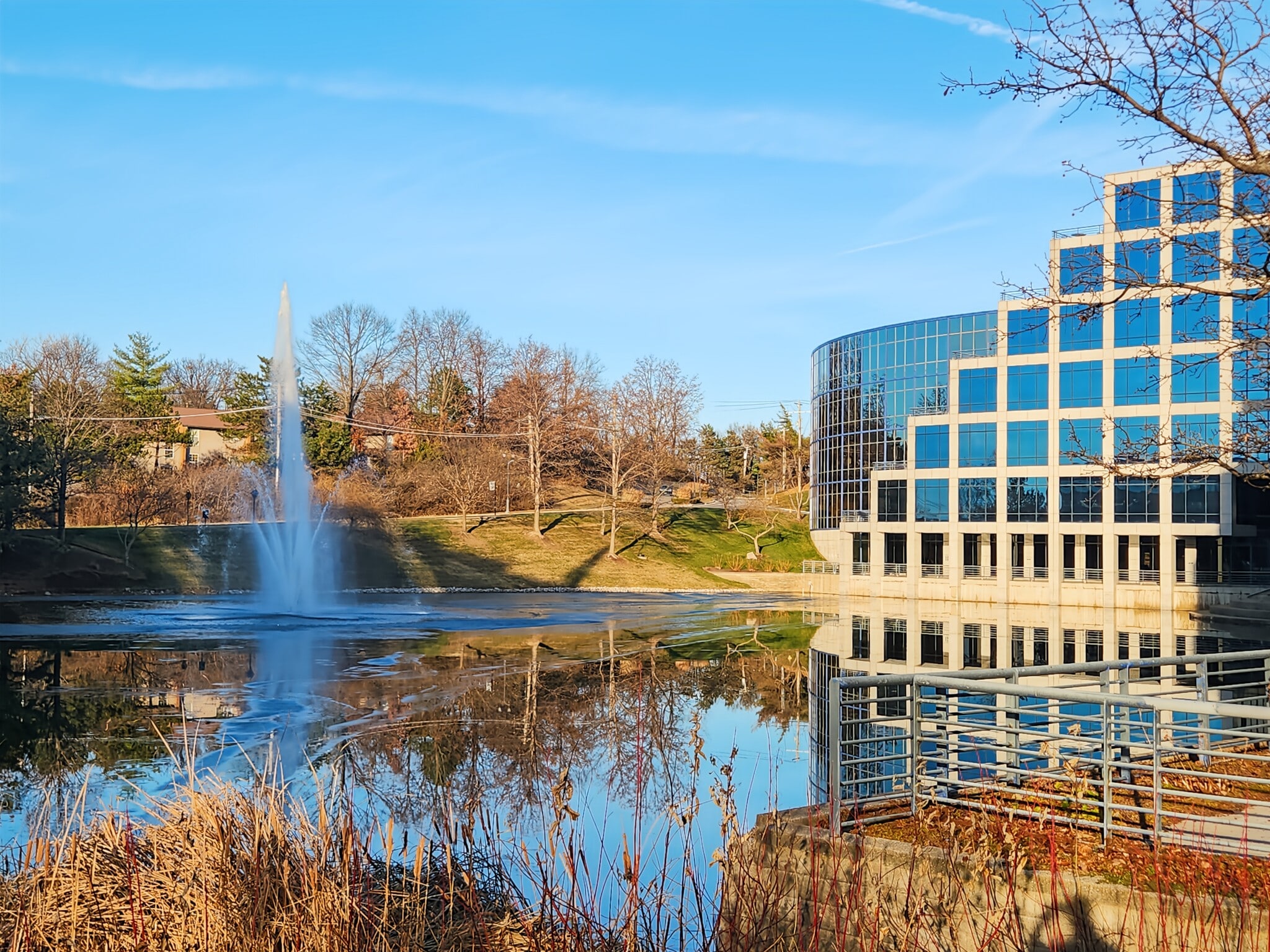 2 Cityplace Dr, Creve Coeur, MO for Rent