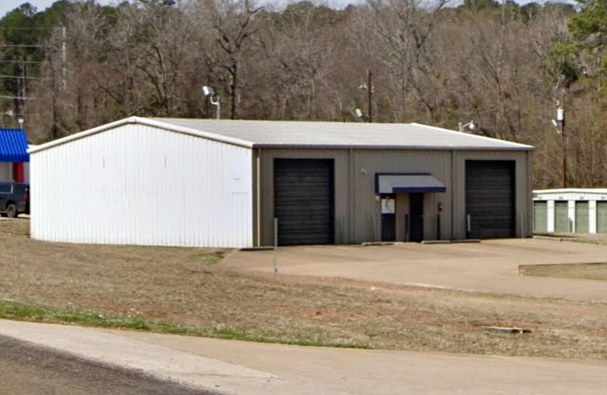 1080 W Main St, Hallsville, TX for Rent