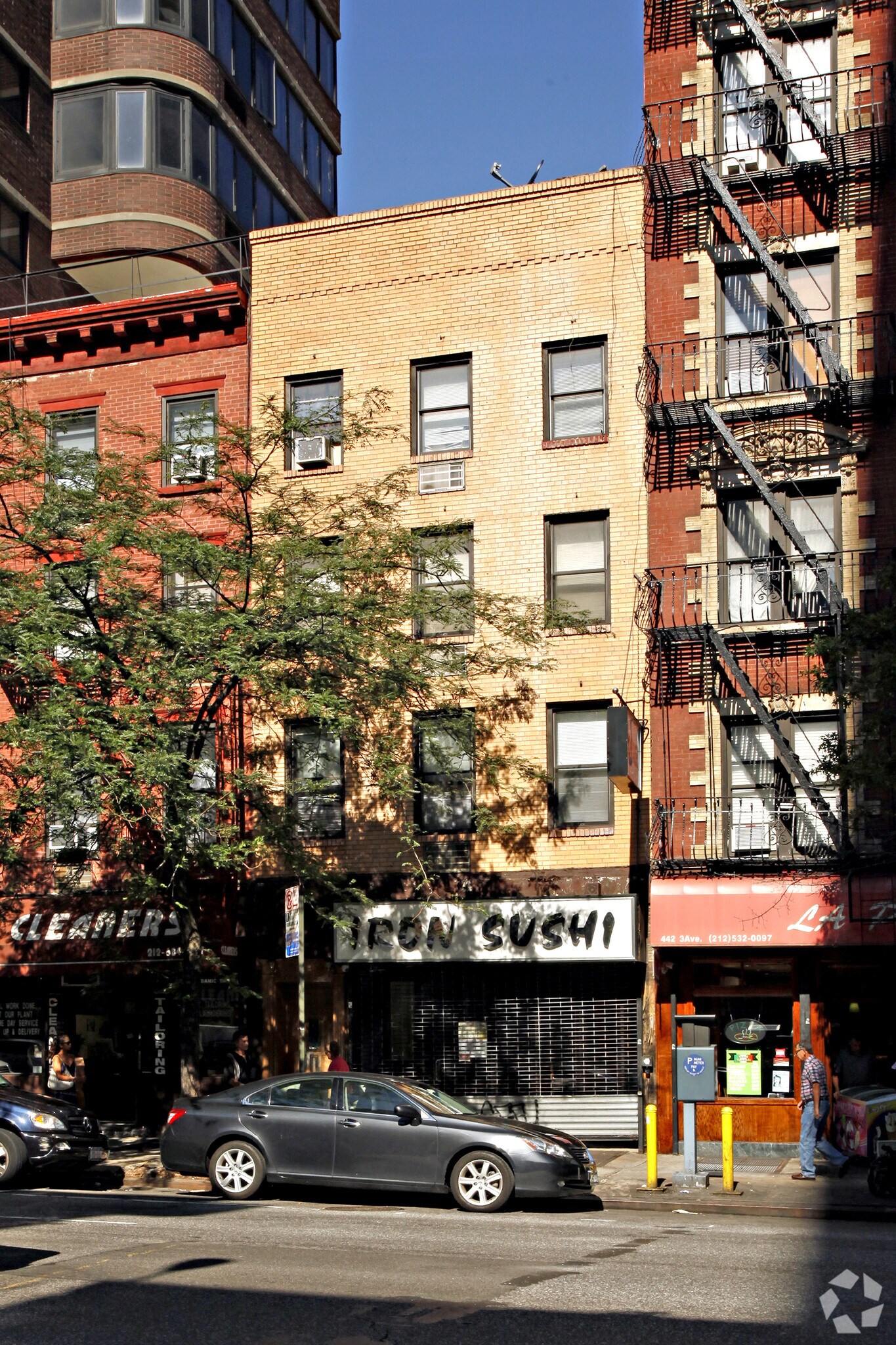 440 Third Ave, New York, NY for Sale