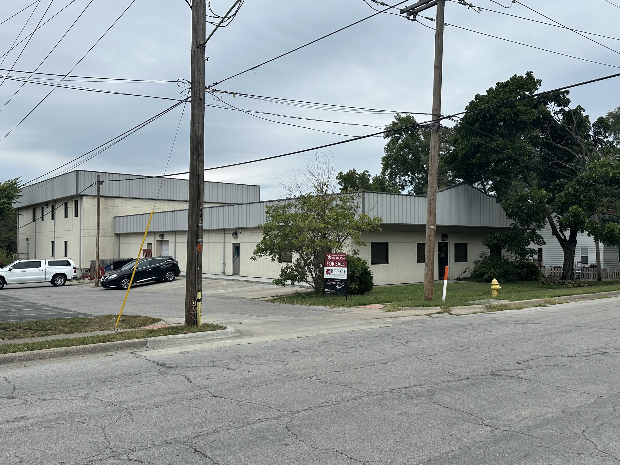 110 SE 5th St, Lees Summit, MO for Sale