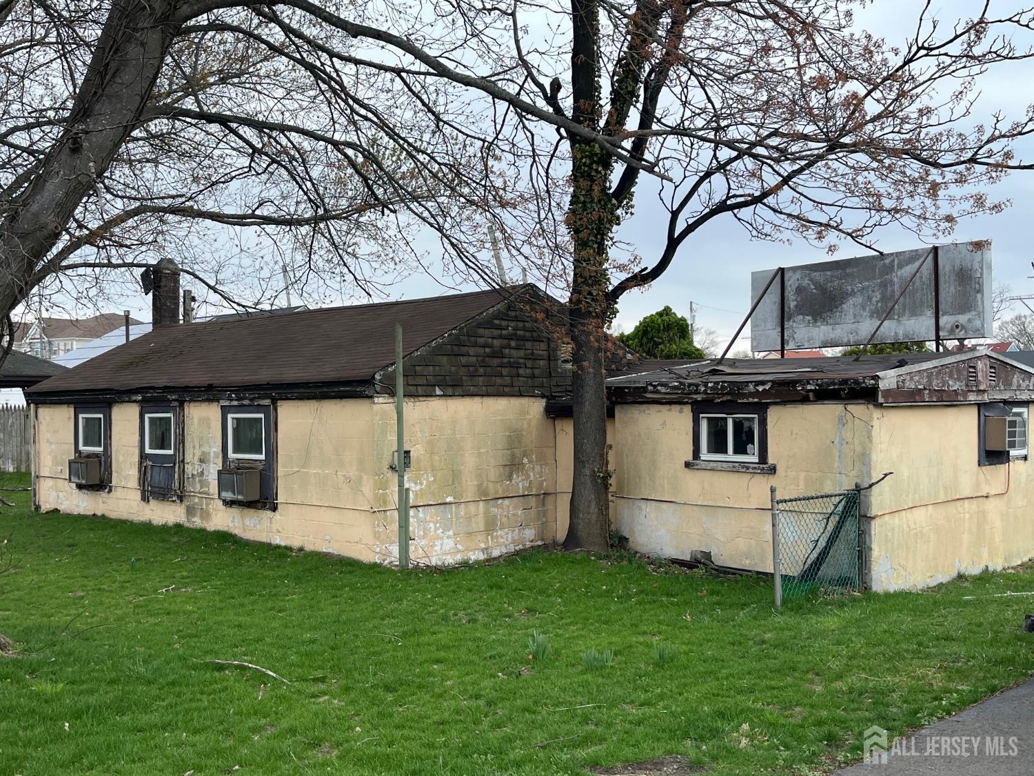 1 1st St, South Amboy, NJ for Sale
