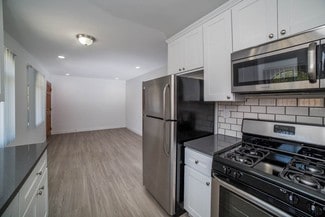 Los Angeles, CA Apartments - 508 N Ardmore Ave