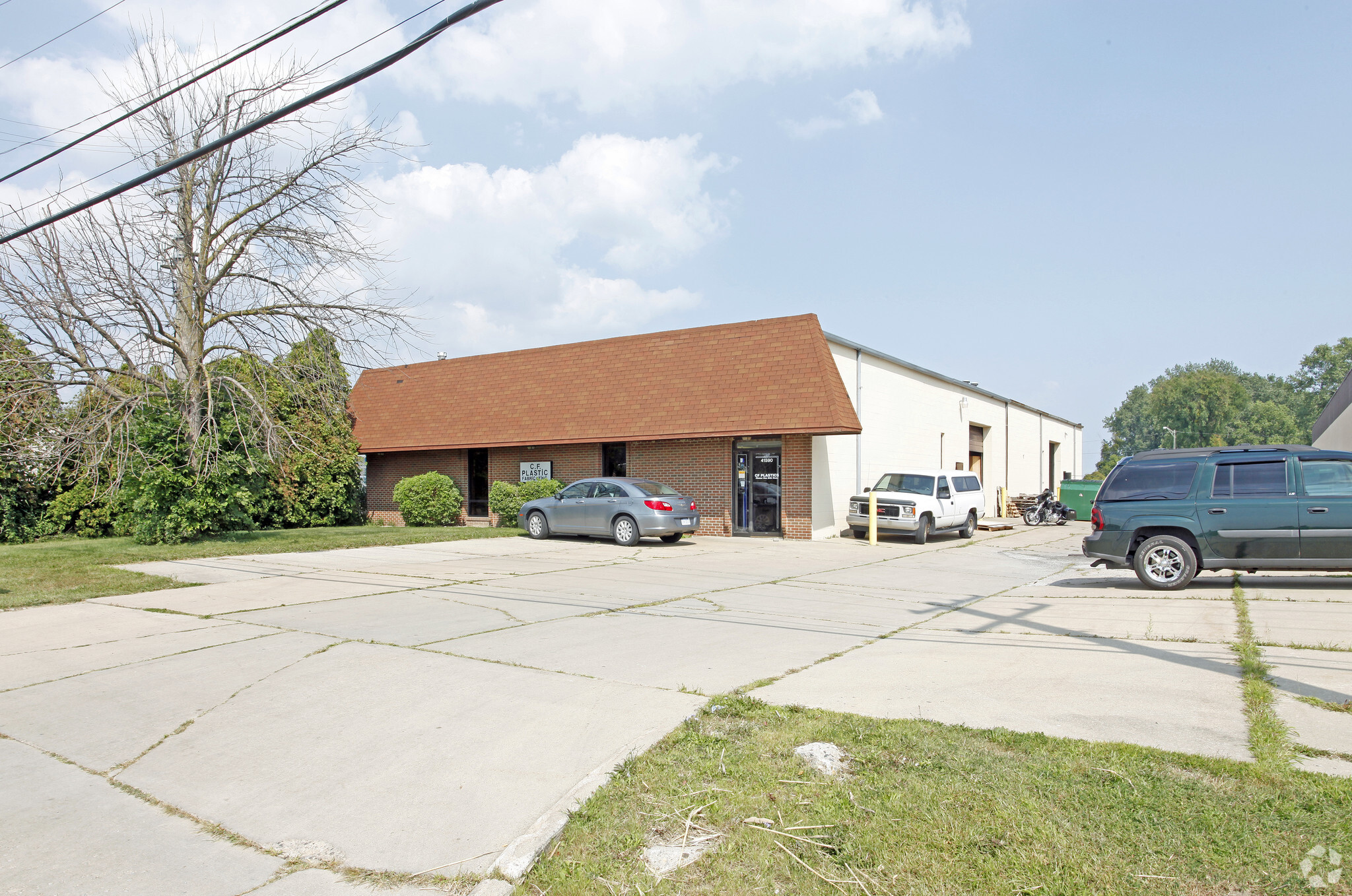 41590 Production Dr, Harrison Township, MI for Rent