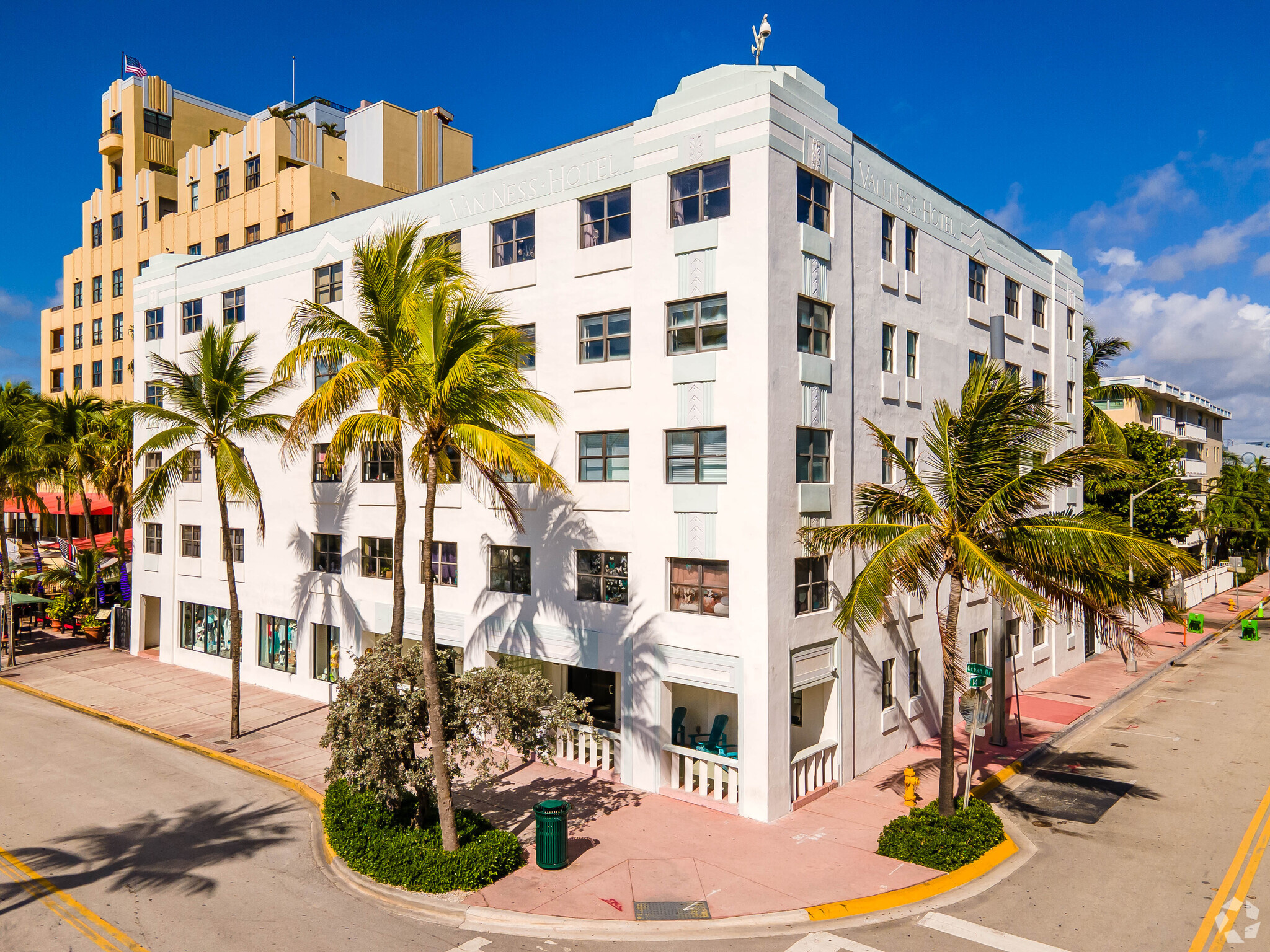 1390 Ocean Dr, Miami Beach, FL for Rent