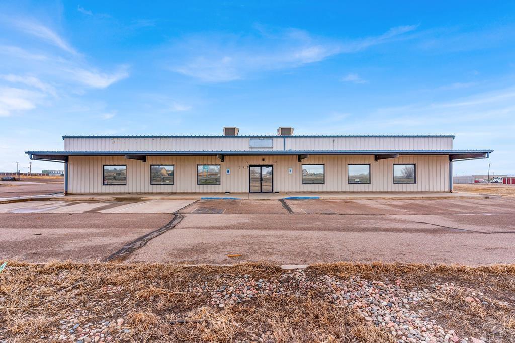315 E Enterprise Dr, Pueblo, CO for Sale
