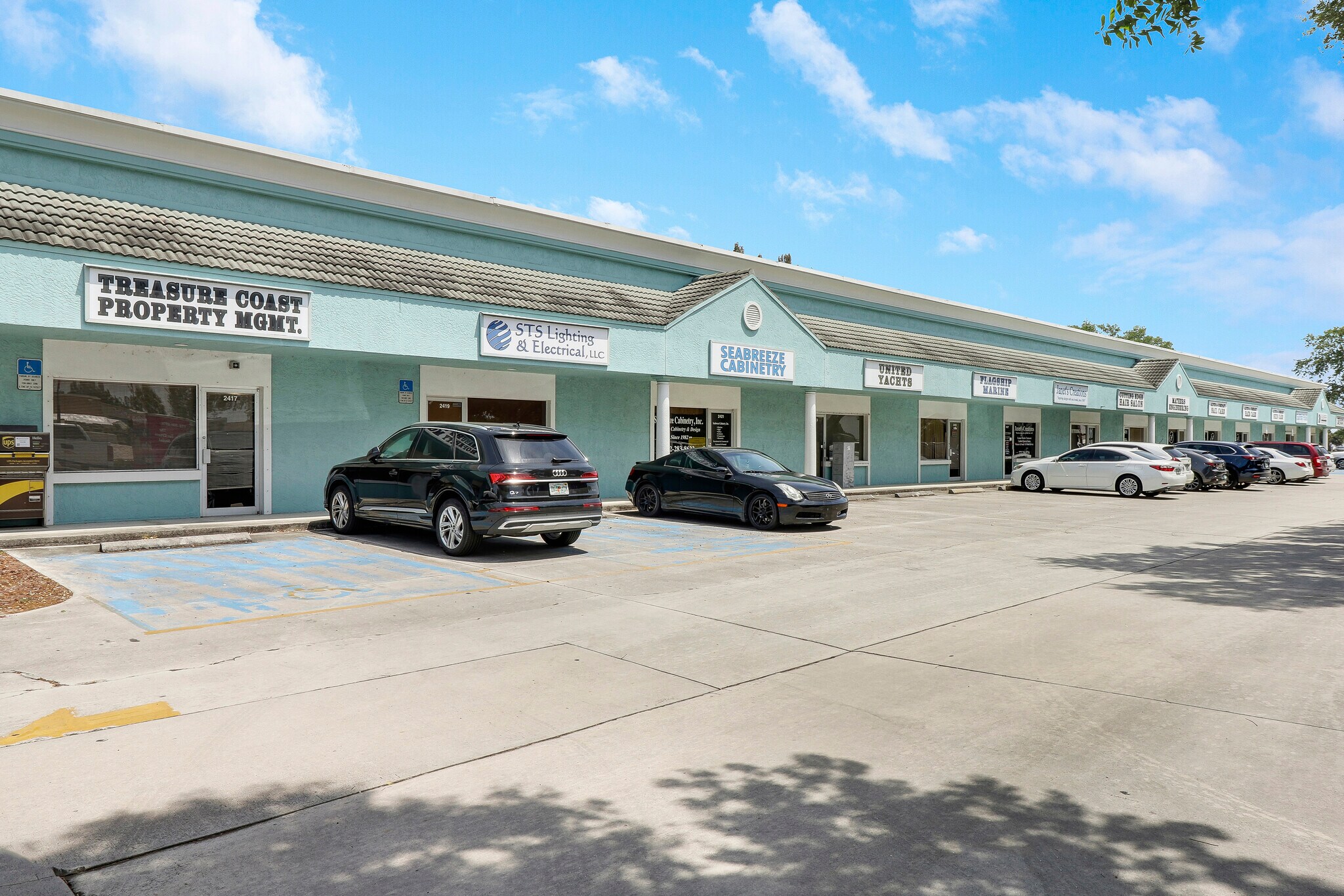 2381-2415 SE Dixie Hwy, Stuart, FL for Sale