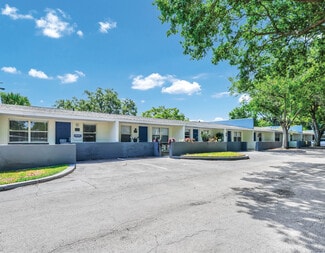 Titusville, FL Apartments - 1111 Kennedy Ct