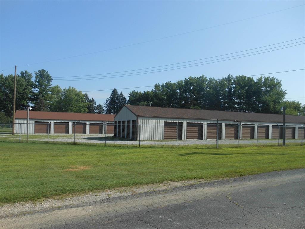 3905 32nd St, Port Huron, MI for Sale