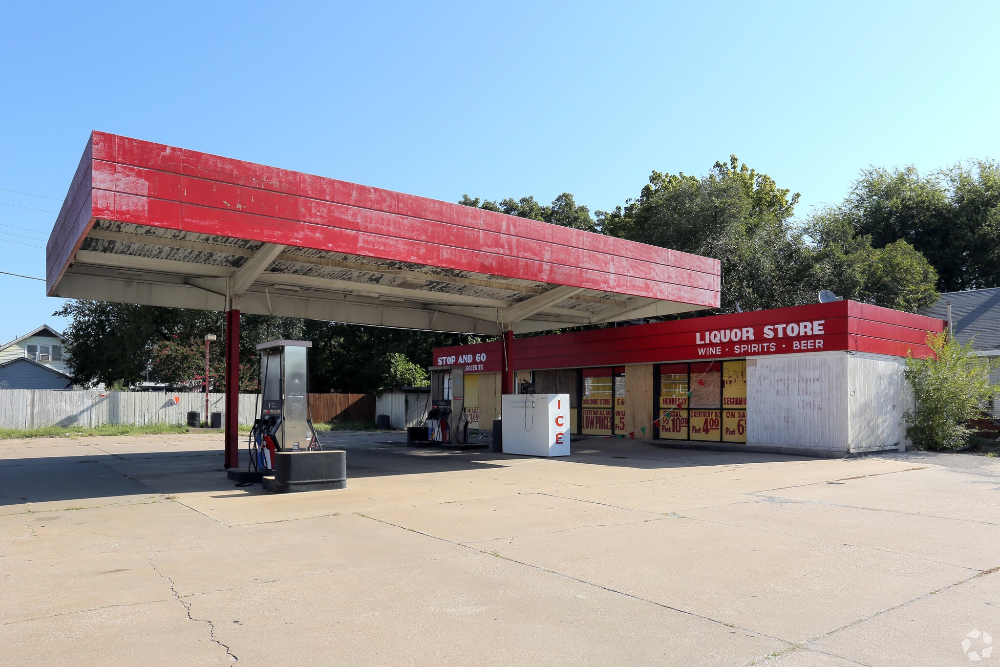 201 N Wood Dr, Okmulgee, OK for Sale