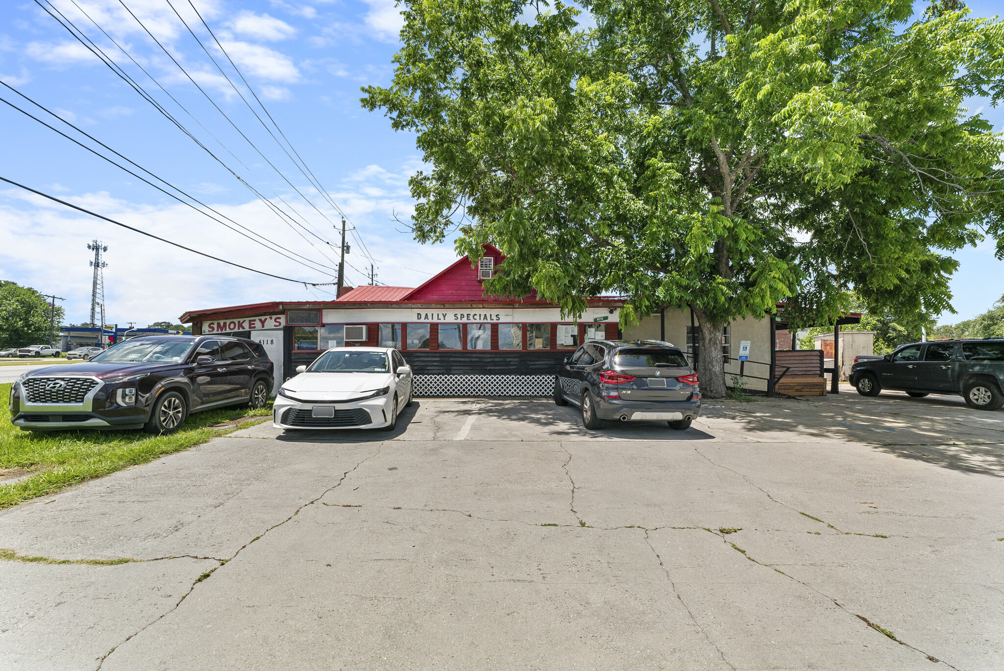 4118 Augusta Rd, Savannah, GA for Sale