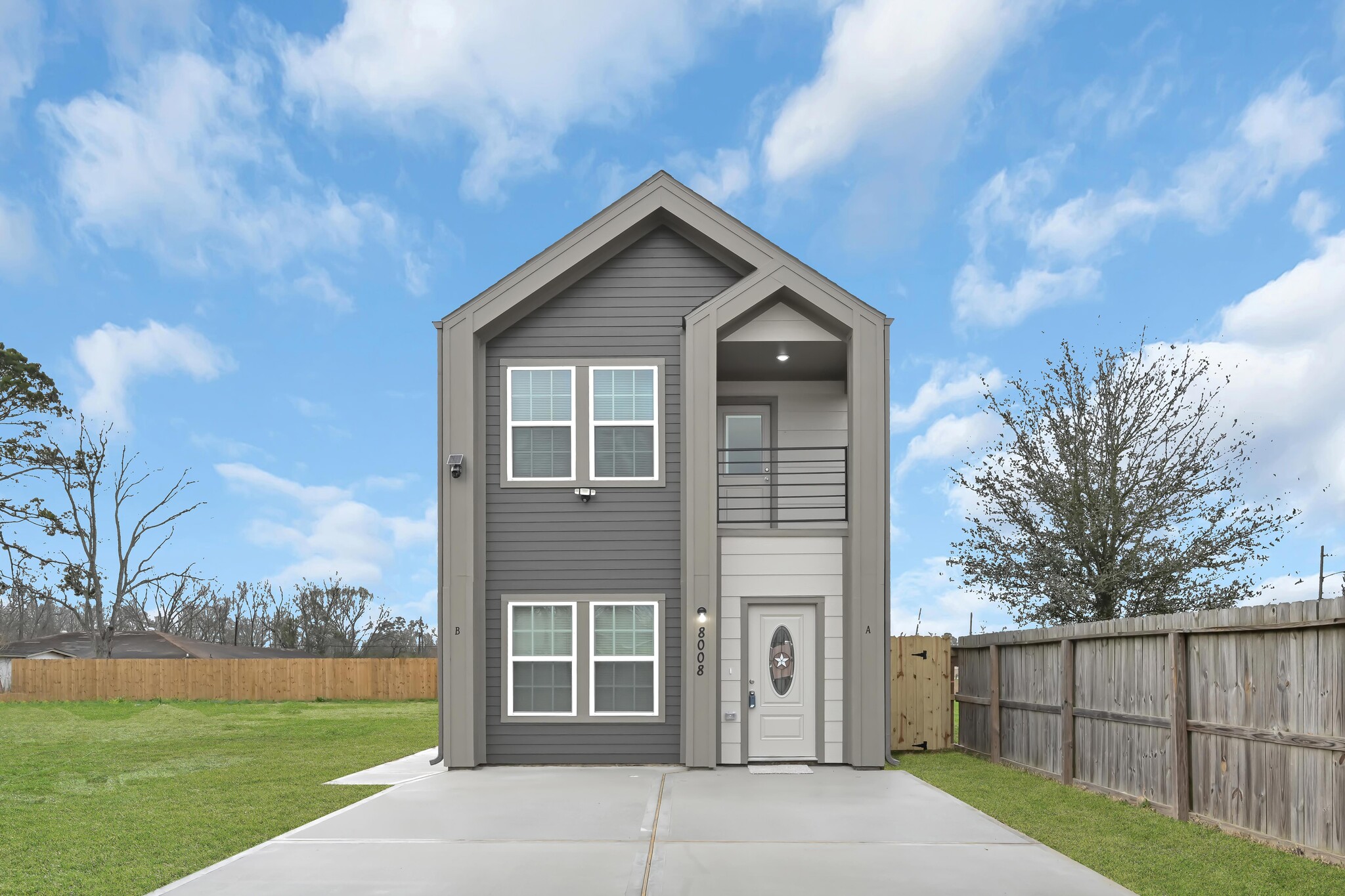 7987 Chateau St, Houston, TX for Sale