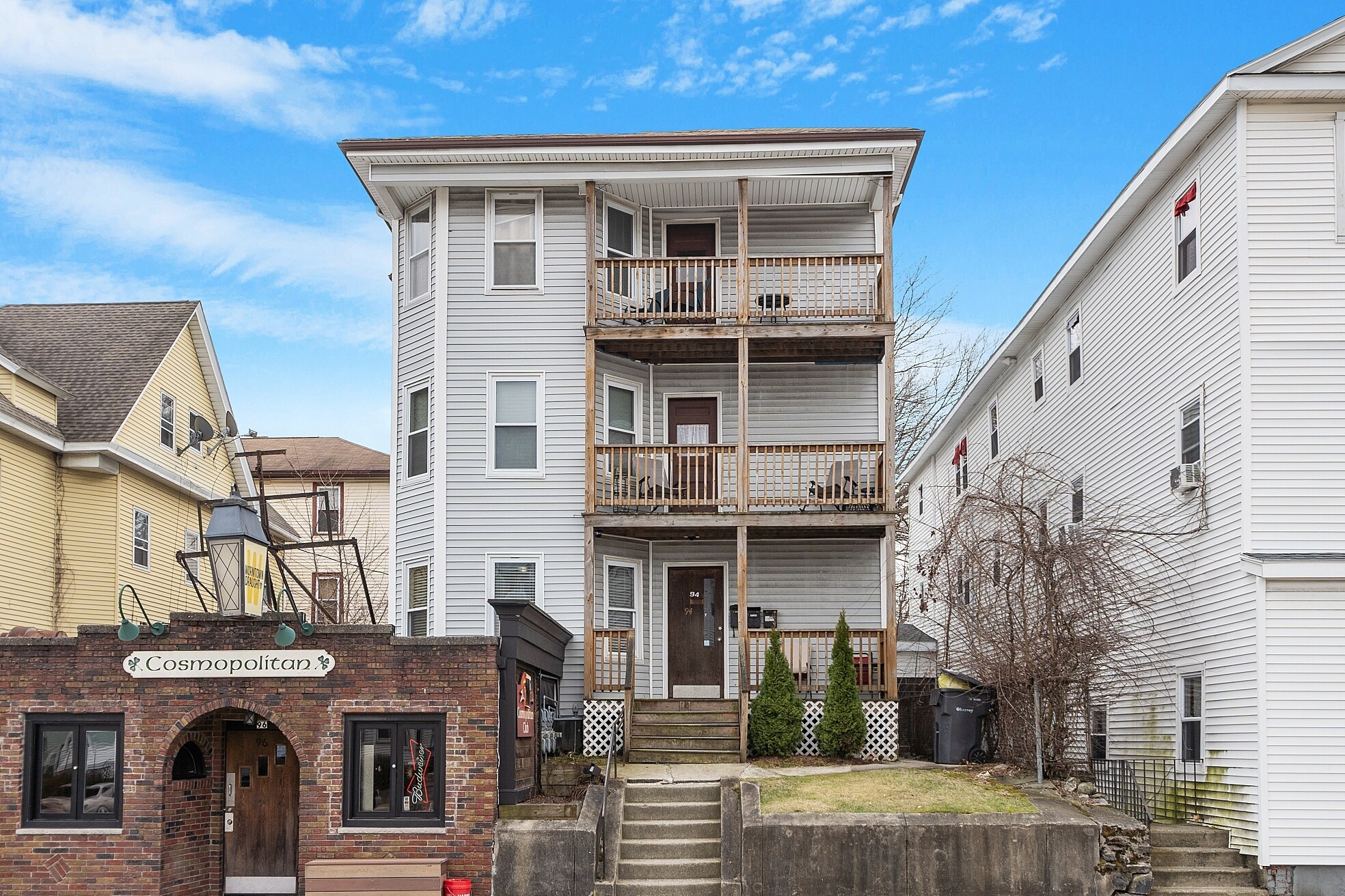 94 Hamilton St, Worcester, MA for Sale