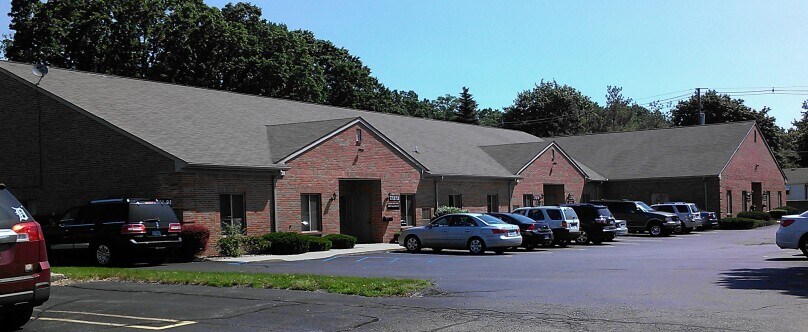 17272-17294 Farmington Rd, Livonia, MI for Rent