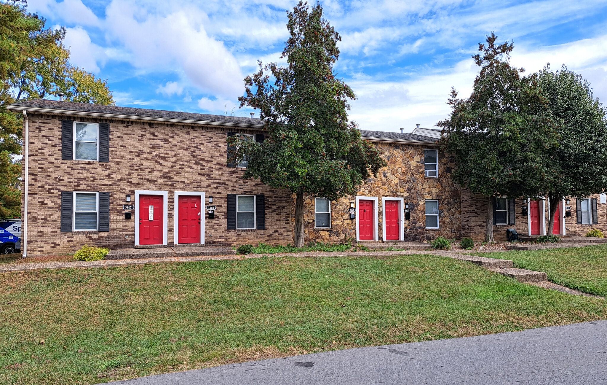 3100 Orchard Manor Cir, Louisville, KY for Sale