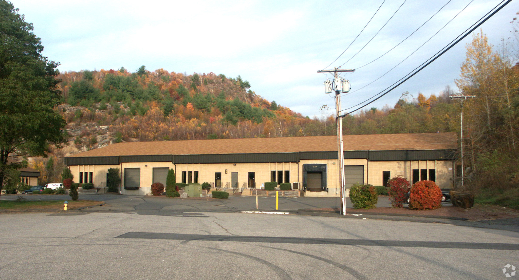 29 S Commons Rd, Waterbury, CT for Rent