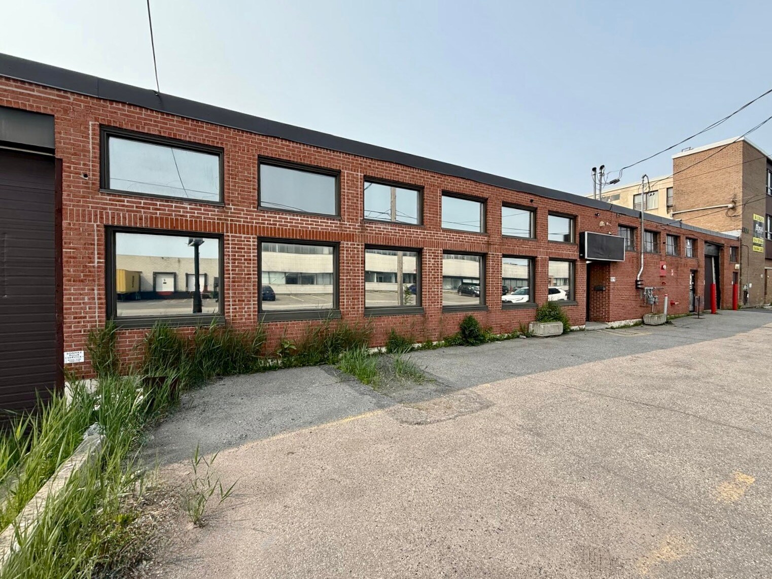 5579-5581 Rue Paré, Mt Royal, QC for Rent