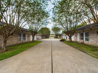 Houston, TX Apartments - 5631 Winsome Ln