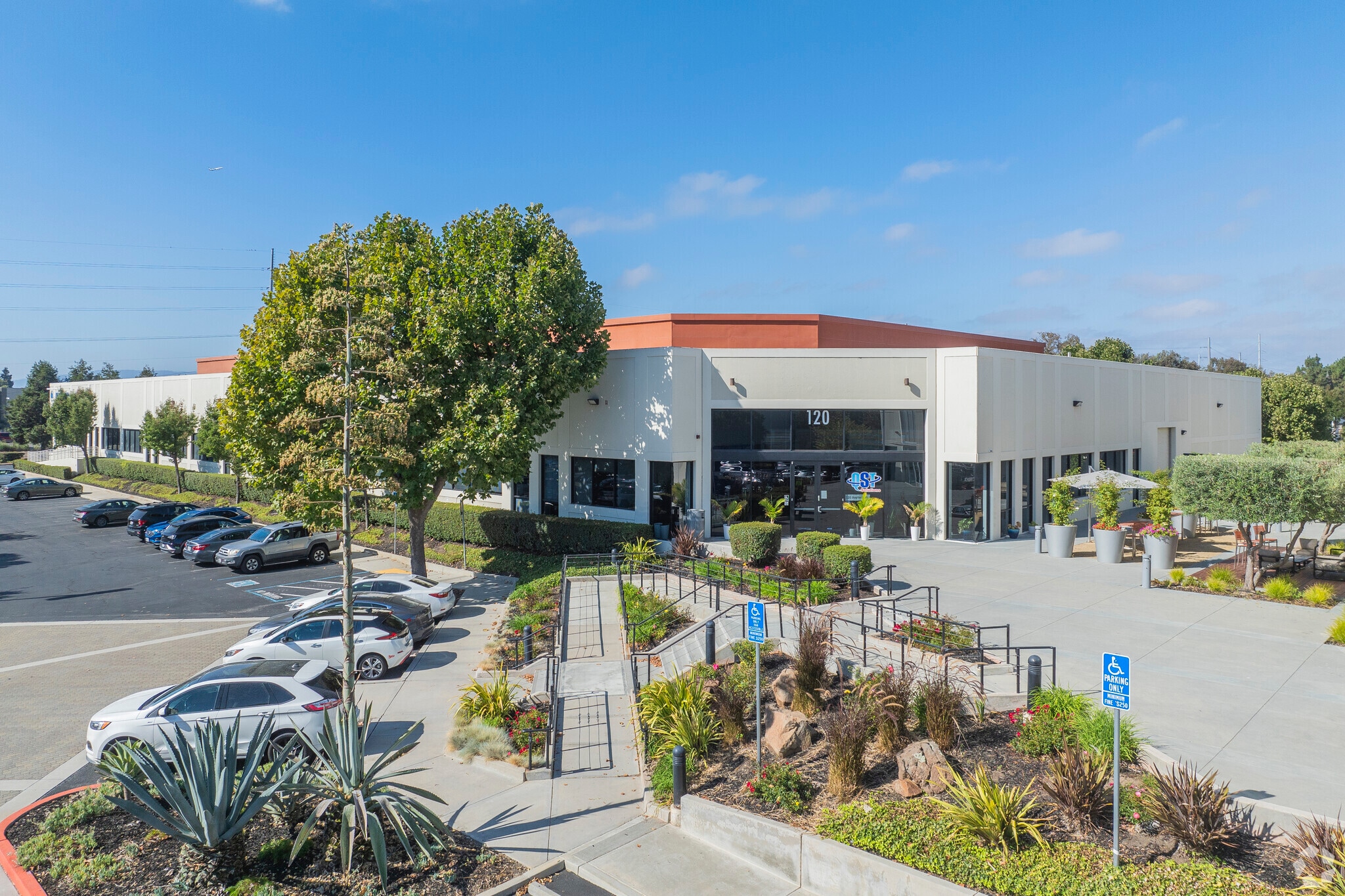 120-128 Baytech Dr, San Jose, CA for Rent