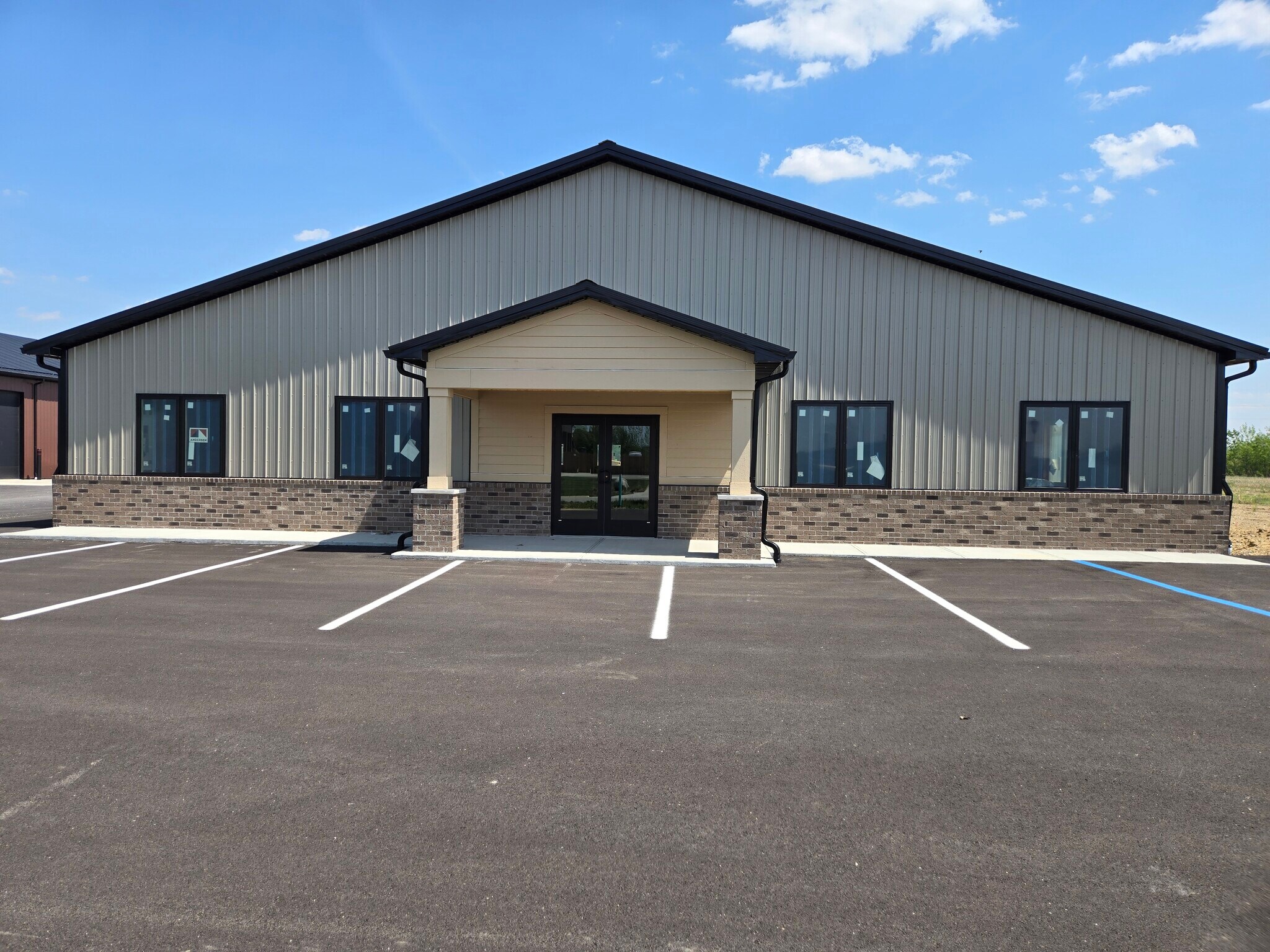 1015 Hawthorn Bloom Drive Dr, New Whiteland, IN for Rent