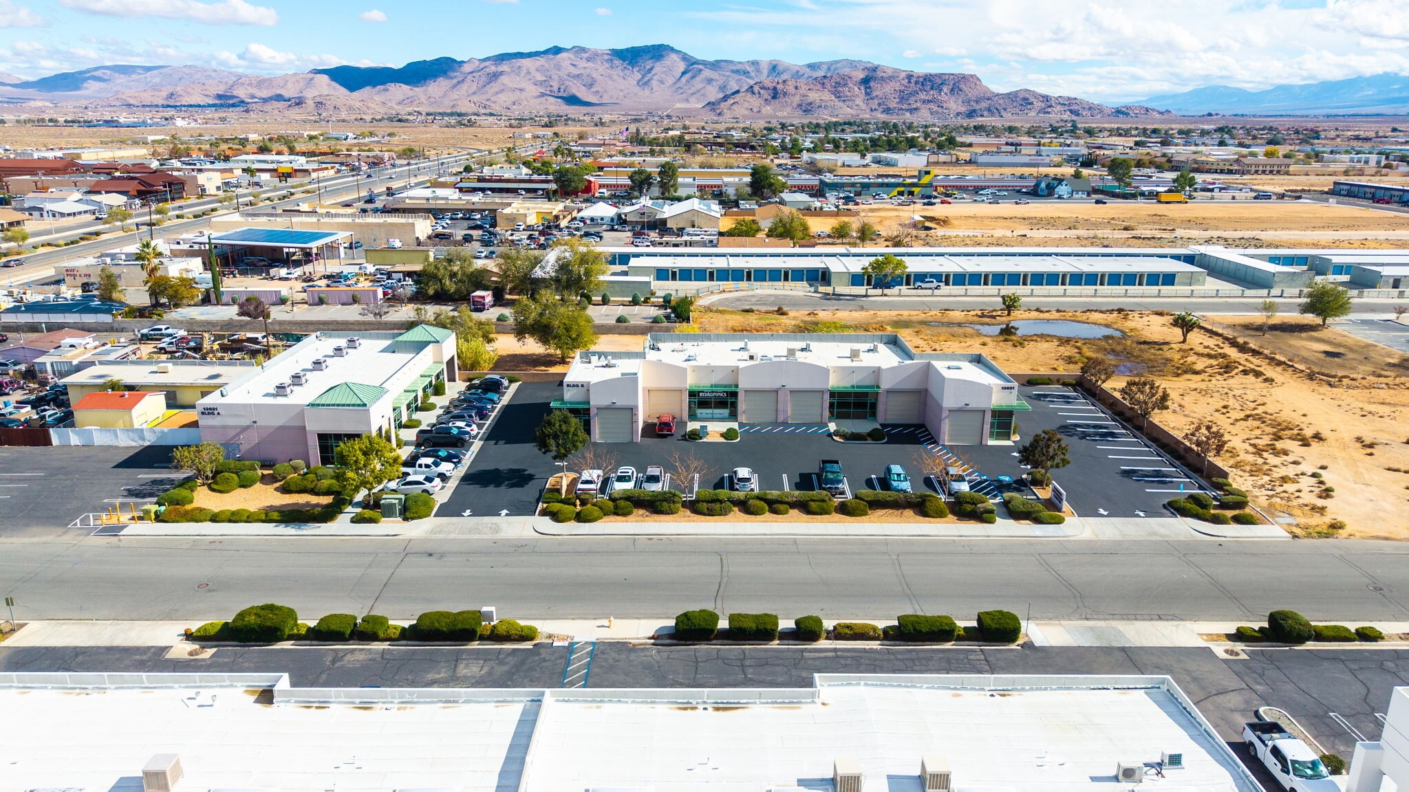 13631 Pawnee Rd, Apple Valley, CA for Sale