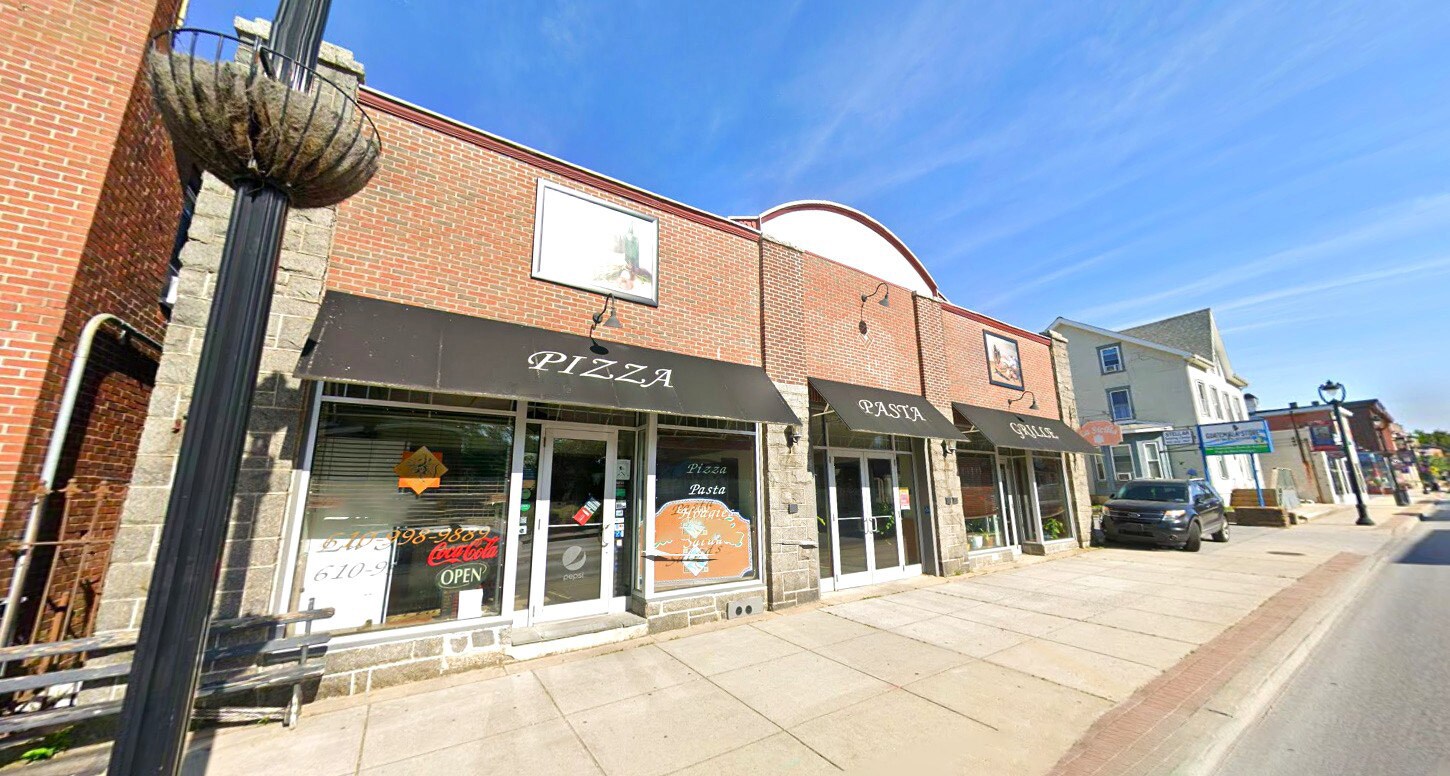 58 S 3rd St, Oxford, PA for Sale