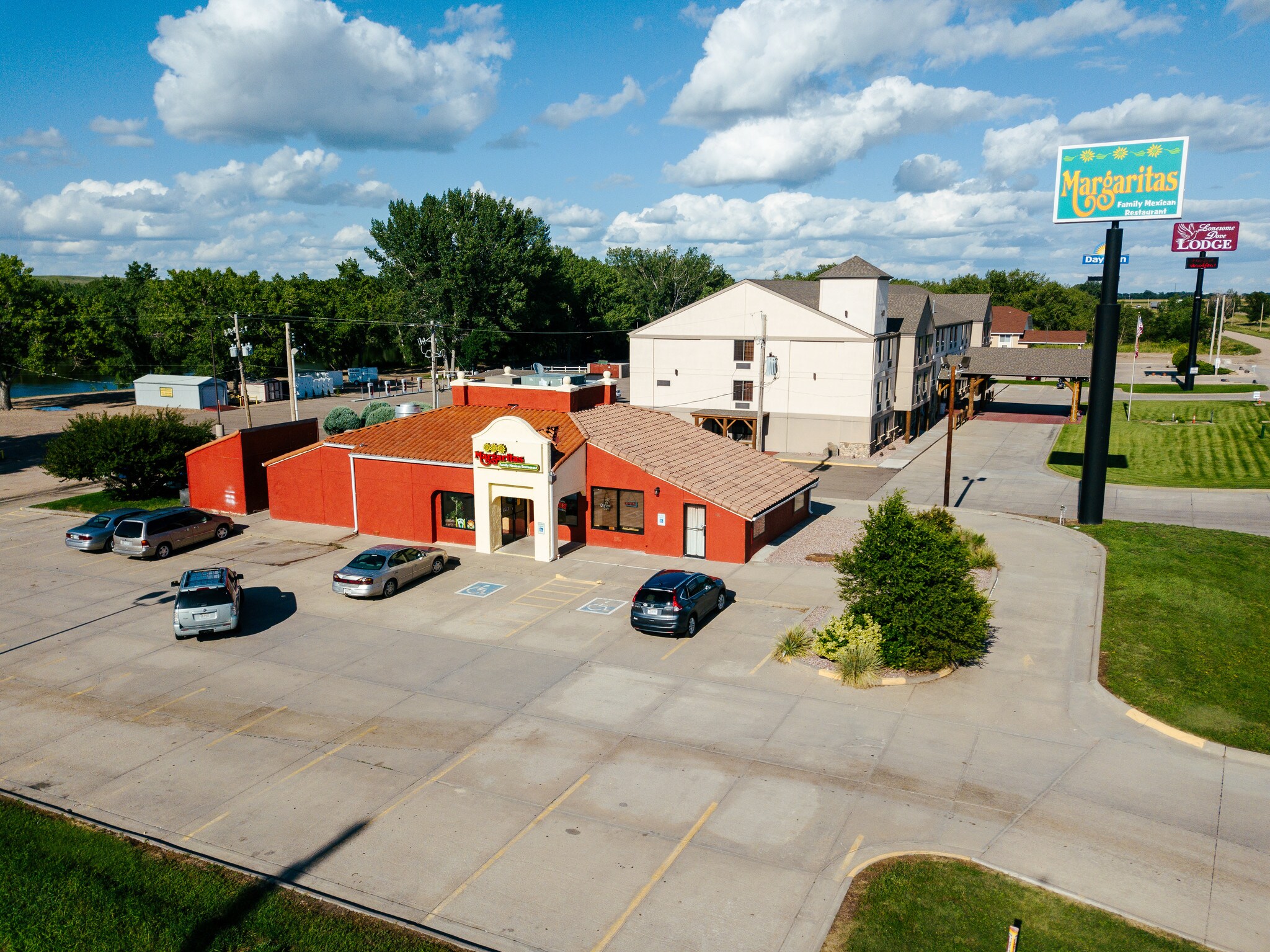 401 Stagecoach Trl Ogallala, NE 69153 Retail Property for Lease on