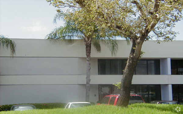 4816-4990 SW 72nd Ave, Miami, FL for Rent